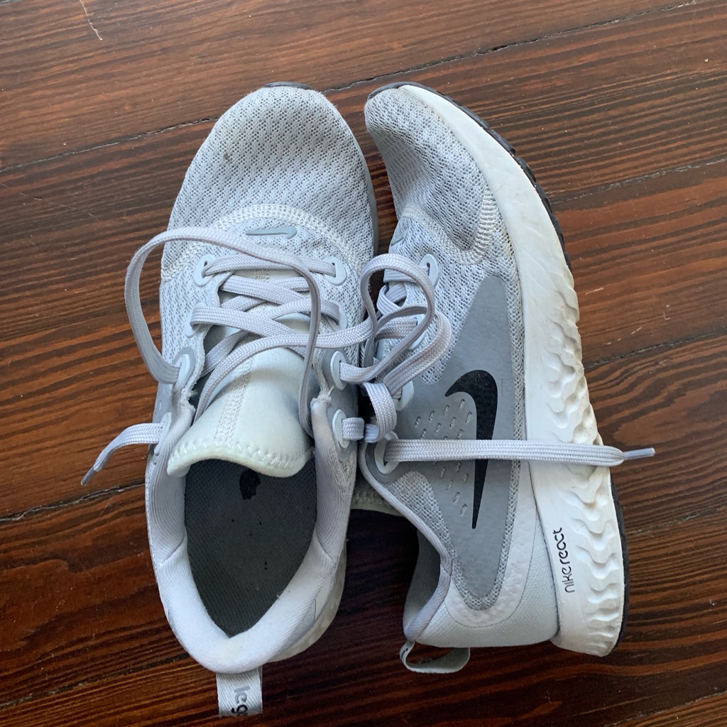 Nike Legend React